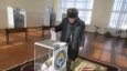 Кыргызстан. У пустого кресла, или Выборы под контролем власти