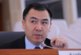 Депутат парламента Кыргызстана Равшан Жээнбеков пожаловался коллегам на закидывание яйцами