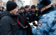 Как мигрантов из Центральной Азии вовлекают в российскую коррупцию