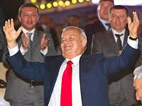 Узбекским СМИ велено «сделать» Каримова бодрым и здоровым