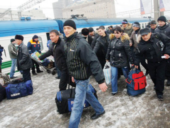 Прибыльная миграция. Россия охотнее принимает мигрантов из Средней Азии, чем русскоязычных граждан Украины