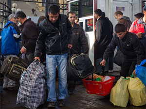 Борьба  15 таджикских мигрантов за право вернуться в Россию