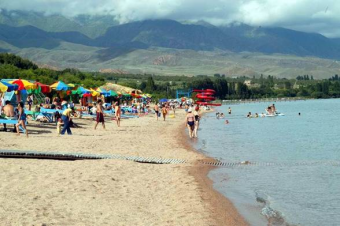 Иссык-Куль возглавил топ курортов для отпуска россиян в странах СНГ
