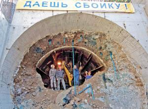 Есть первая шпала! В Алматинском метро заканчивают две новые станции - Москва и Сайран