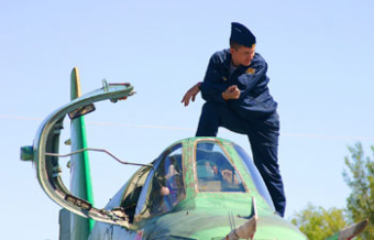 Военнослужащие авиабазы «Кант» отметили профессиональный праздник