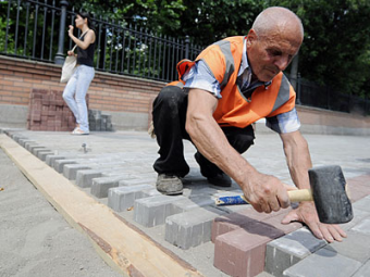 В Москве появится памятник таджикскому рабочему
