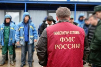 Миграционные власти Таджикистана отслеживают операцию по очистке Москвы от нелегалов