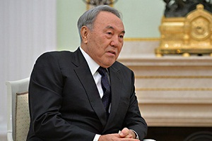 Дубнов: Назарбаев стремится сконструировать гражданскую нацию, чтобы снять противоречия между казахами и другими нацгруппами