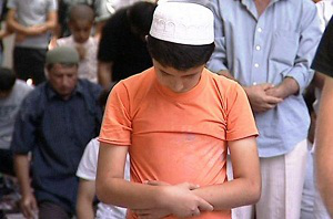 Таджикским чиновникам запретили посещать пятничные молитвы