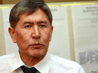 Как Алмазбек Атамбаев оказался перед сложным выбором