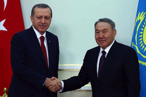 Эрдоган поблагодарил Назарбаева за вклад в нормализацию отношений с Россией
