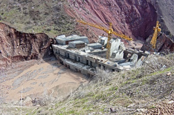 Таджикские ученые попытаются убедить соседей в безопасности Рогунской ГЭС