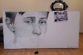 Кыргызстанец подарит Путину его портрет из ниток и гвоздей