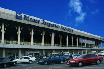 Кыргызстан: Звонок о бомбе в аэропорту Манас: пассажиры и персонал эвакуированы