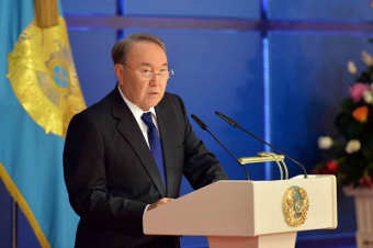 Президент Казахстана готовится к плавному отходу от власти