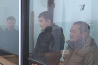 В Казахстане осуждены офицеры, сбежавшие от террористов через туалет
