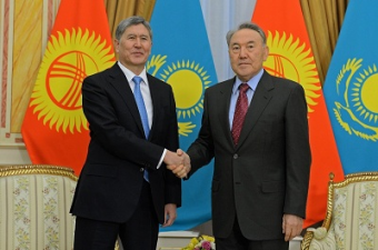 Казахстан и Киргизия примирились по поводу высказывания президента Киргизии о «блокаде» в 2010 году