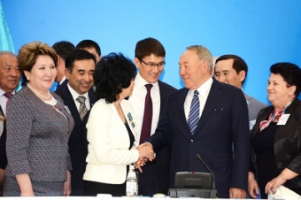 Назарбаев пошутил про своё долголетие на посту главы государства