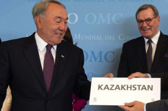 Назарбаев: Правительство должно подготовить график перехода на латинский алфавит