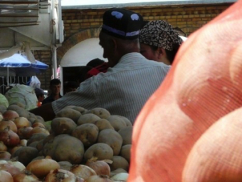 Узбекистан для снижения цен на картофель закупает его в Кыргызстане