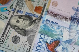 Казахстан заложил в бюджет-2018 года курс в 340 тенге за $1