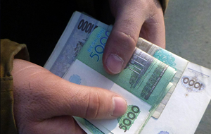 Госкомстат Узбекистана сообщил о росте средней зарплаты до $166