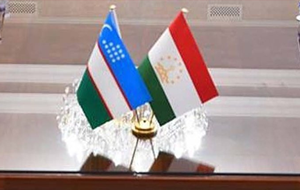 Таджикистан и Узбекистан договорились облегчить визовый режим и поделить Фархадскую ГЭС