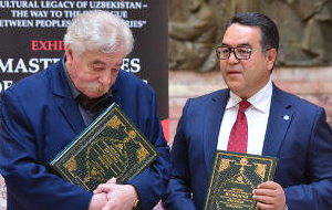 Время собирать. Зачем Узбекистан разыскивает свое культурное наследие по музеям всего мира