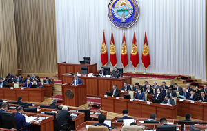 Исследование СМИ зафиксировало полное отсутствие парламентской оппозиции в Киргизии