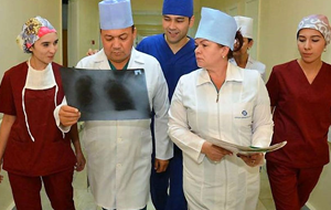 Мирзиёев поручил вывести Узбекистан в лидеры по медобслуживанию и развивать медицинский туризм