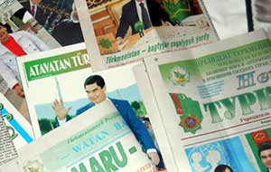 И до и после обеда. Туркменские СМИ погрузили страну в информационный вакуум