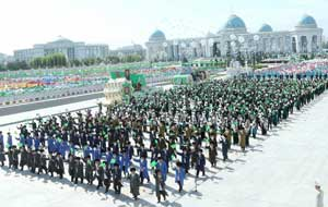 Туркменистан: Всё царство за коня