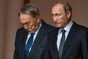 Назарбаев между Путиным и Трампом