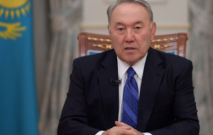Досрочных президентских выборов в Казахстане не будет, заверил Назарбаев