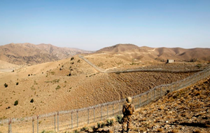 Таджикские военные обеспокоены скоплением иностранных наемников на границе с Афганистаном