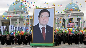 Туркменистан: Бердымухамедов стремится в региональные лидеры