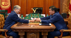 Маневры Госдепа в Кыргызстане: чью сторону занимают США в конфликте между Атамбаевым и Жээнбековы