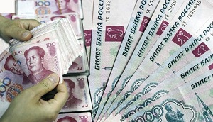 Самыми защищенными оказались сбережения кыргызстанцев в рублях и юанях