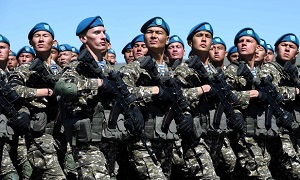 Социальные «лифты» и не только: как в Казахстане повышают престиж воинской службы