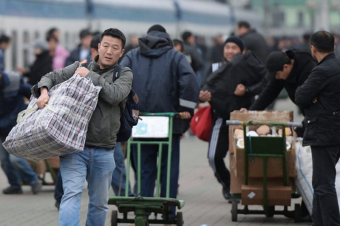 Минтруда Кыргызстана назвало число трудовых мигрантов в разных странах