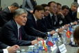 Кыргызстан примеряет на себя роль сильного геополитического игрока — эксперты