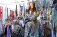 Мэр поручил изымать с продажи чуждую таджикской культуре одежду