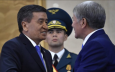 Новый президент Кыргызстана первым указом присвоил своему предшественнику звание Героя