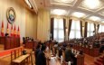 Что изменится с роспуском парламента Кыргызстана?