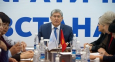 Более 40 кыргызских депутатов выступили за снятие неприкосновенности с Атамбаева