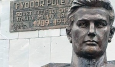 Монумент Герою Советского Союза Федору Полетаеву восстановили в Ташобласти