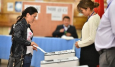 Кыргызстан. Грязь на выборах. Политологи о том, как будут использовать компромат и адмресурс