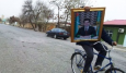 В Туркменистане начался сезон замены президентских портретов