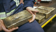 Кыргызстан. Чтобы залатать дыры в бюджете, нужно продать акции Centerra Gold