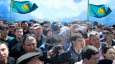 Митингующие в Казахстане потребовали отставки кабмина, в регион стягивают военных